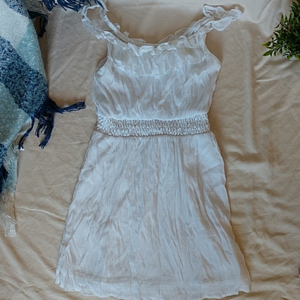 ✨ 3/$50 White linen ruffel dress